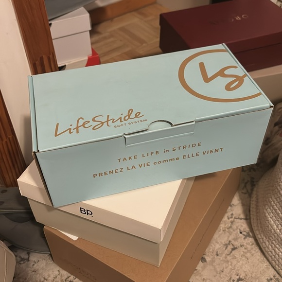 Gigi sling heels - Picture 4 of 6